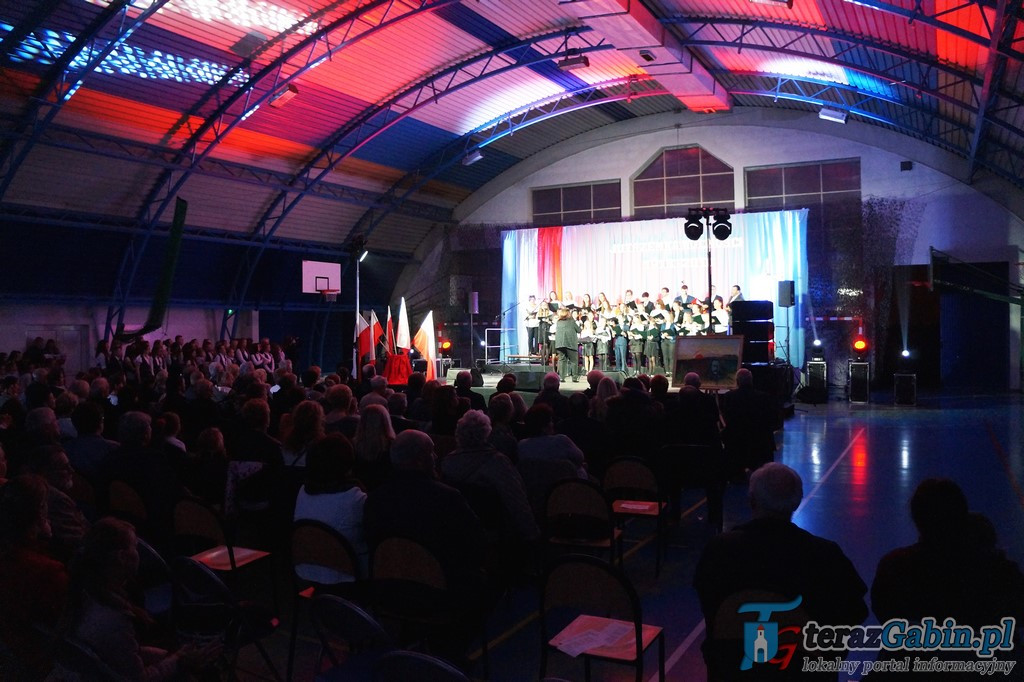 Koncert Muzyki Polskiej na rozpoczęcie obchodów 100 lecia odzyskania Niepodległości. [zdjęcia]