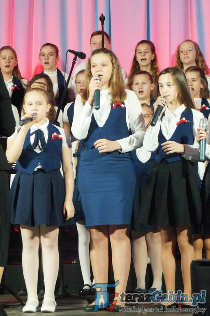 Koncert Muzyki Polskiej na rozpoczęcie obchodów 100 lecia odzyskania Niepodległości. [zdjęcia]