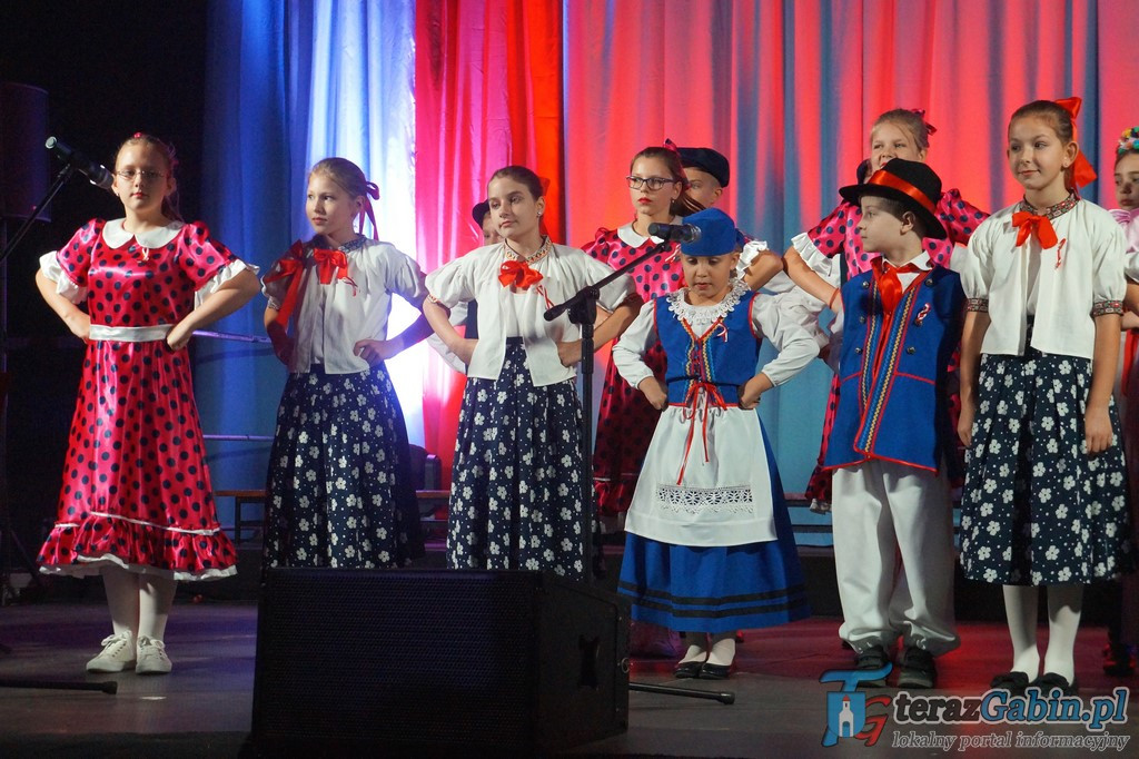 Koncert Muzyki Polskiej na rozpoczęcie obchodów 100 lecia odzyskania Niepodległości. [zdjęcia]