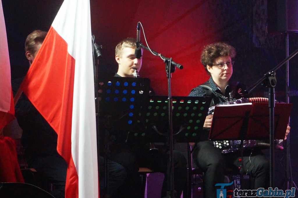 Koncert Muzyki Polskiej na rozpoczęcie obchodów 100 lecia odzyskania Niepodległości. [zdjęcia]