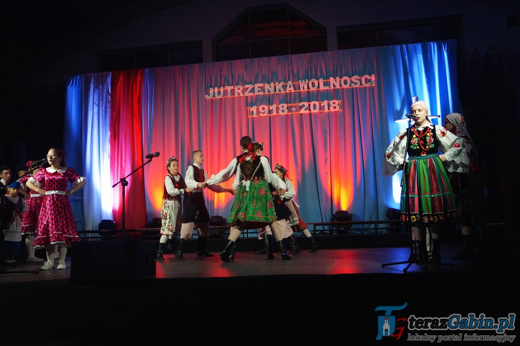Koncert Muzyki Polskiej na rozpoczęcie obchodów 100 lecia odzyskania Niepodległości. [zdjęcia]