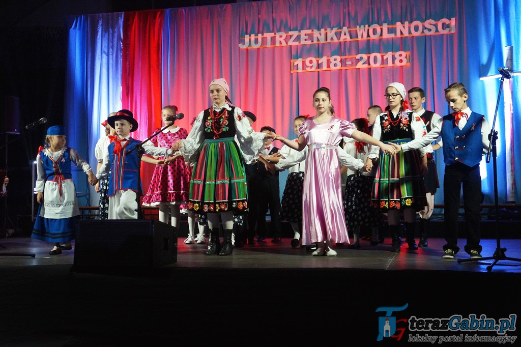 Koncert Muzyki Polskiej na rozpoczęcie obchodów 100 lecia odzyskania Niepodległości. [zdjęcia]