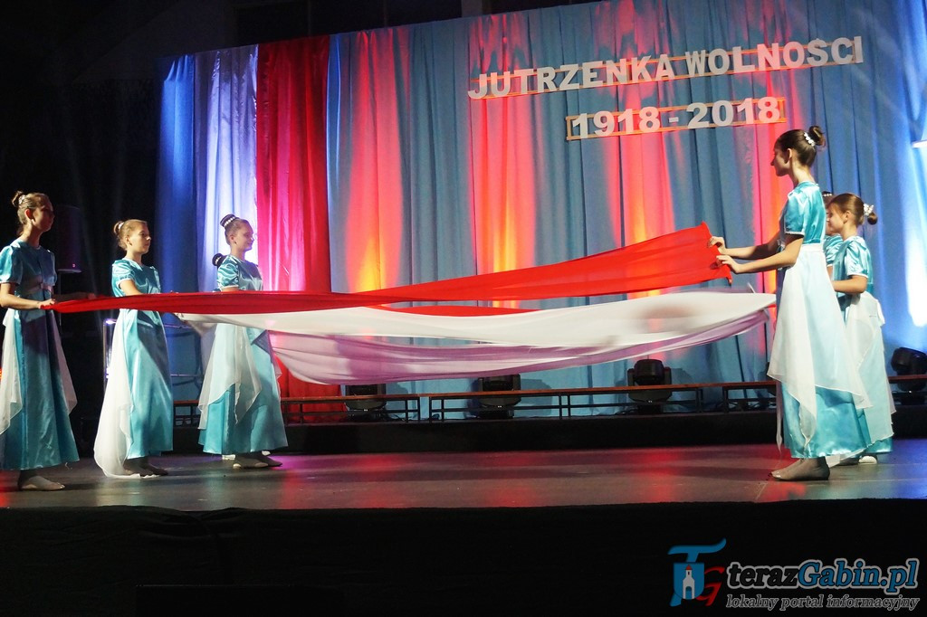 Koncert Muzyki Polskiej na rozpoczęcie obchodów 100 lecia odzyskania Niepodległości. [zdjęcia]