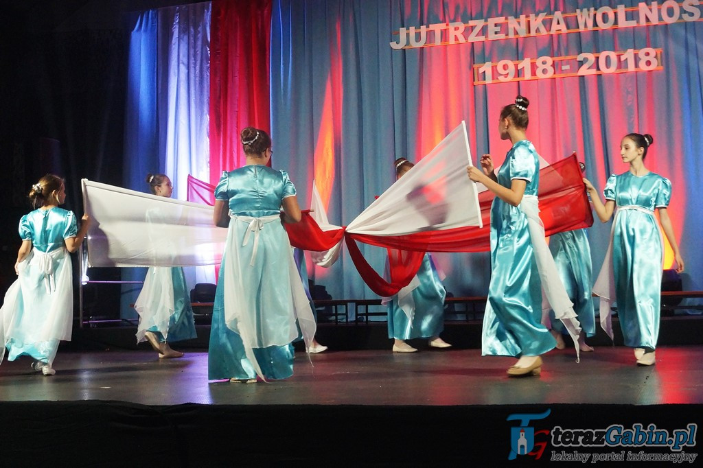 Koncert Muzyki Polskiej na rozpoczęcie obchodów 100 lecia odzyskania Niepodległości. [zdjęcia]
