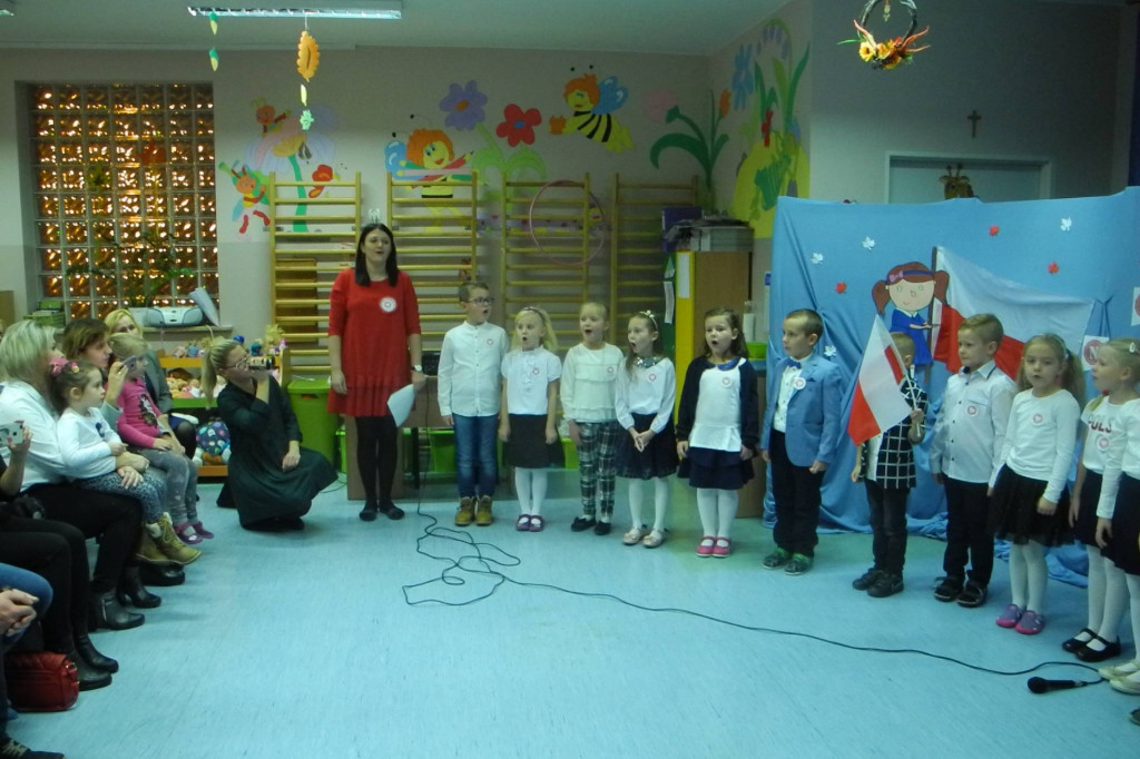 Mali Patrioci z gąbińskiego Przedszkola wystąpili dla Niepodległej [zdjęcia]