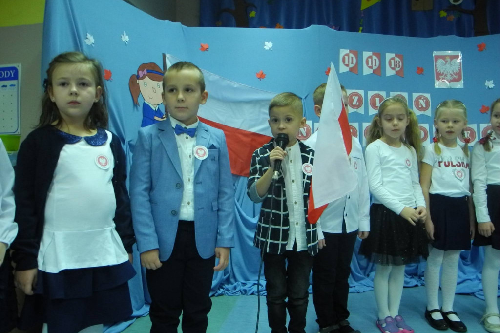 Mali Patrioci z gąbińskiego Przedszkola wystąpili dla Niepodległej [zdjęcia]
