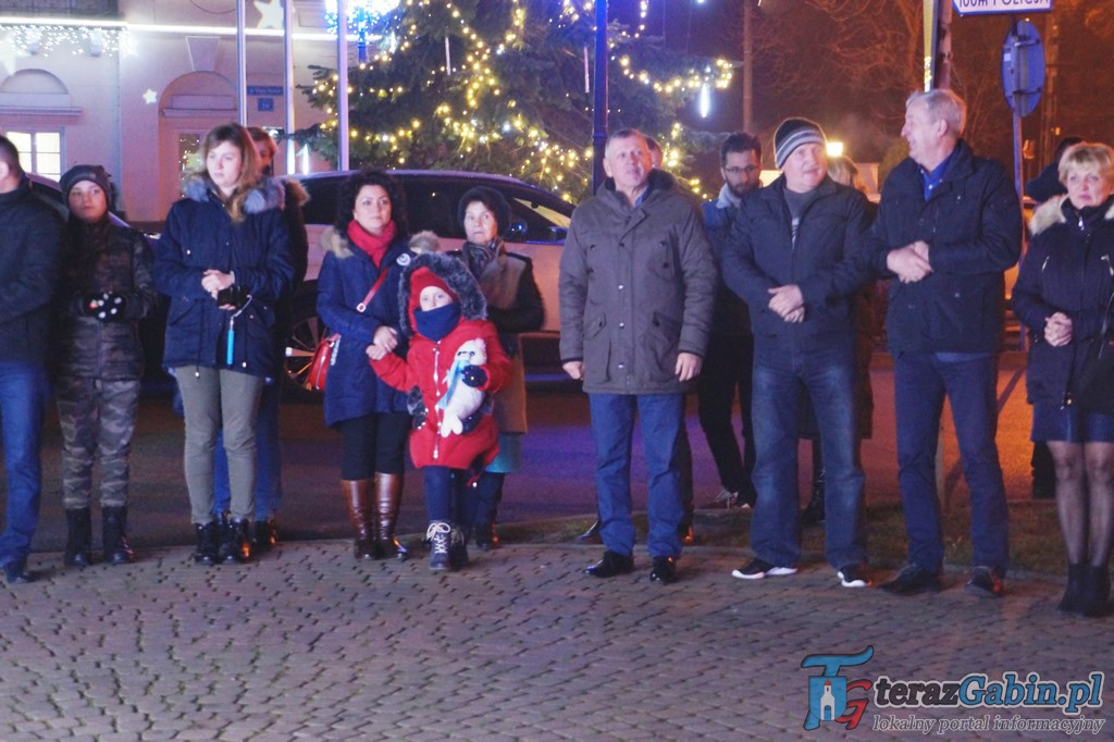 Uroczyście włączyli świąteczną iluminację Gąbina [zdjęcia]
