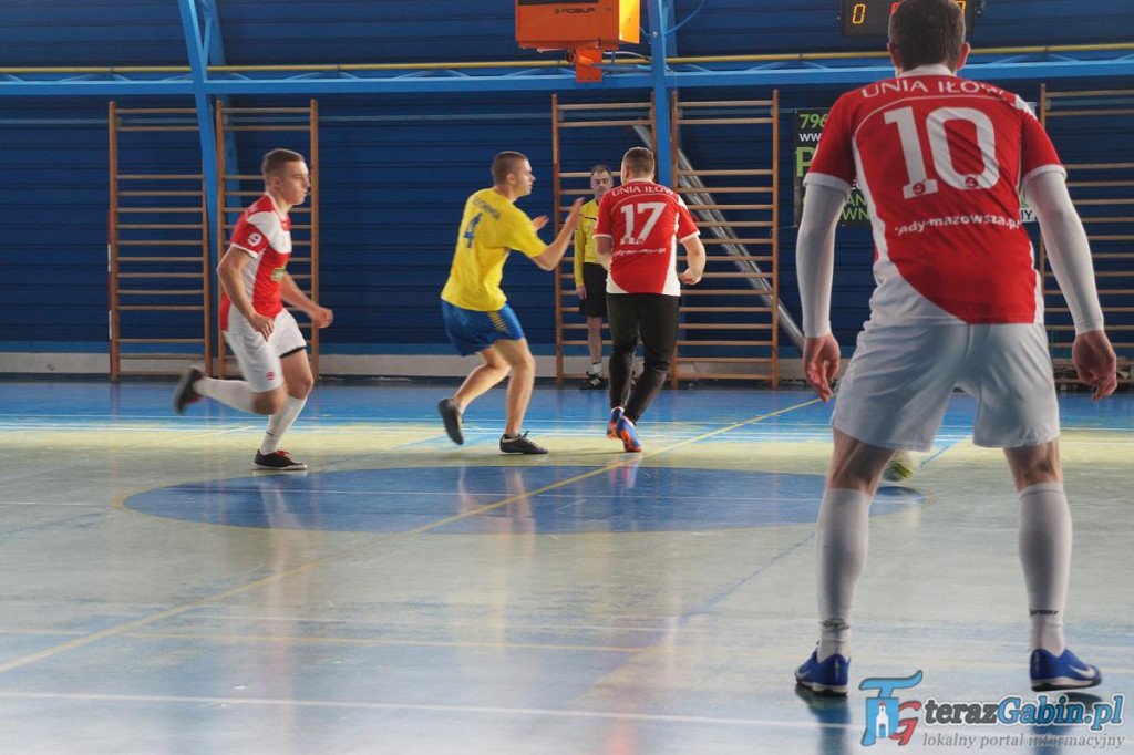 Piłkarze z kilku powiatów grali o Puchar Burmistrza. Najlepsza Unia Czermno. [zdjęcia]