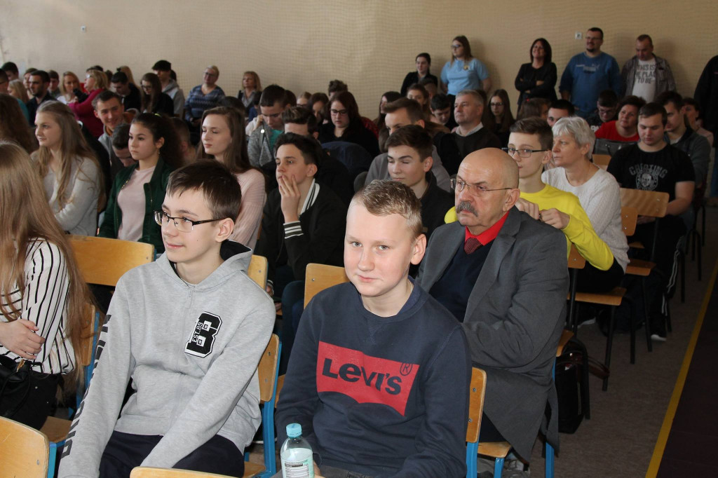 Powiatowy Dzień Bezpiecznego Internetu odbył się w Gąbinie [zdjęcia]
