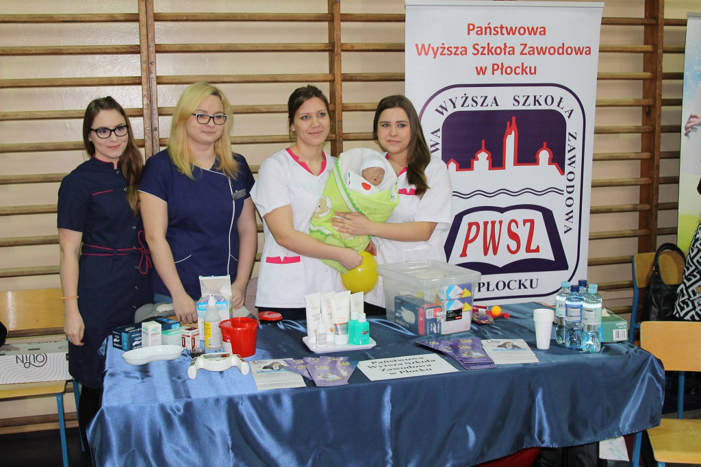 Targi Edukacji i Pracy odbyły się w Gąbinie [zdjęcia]