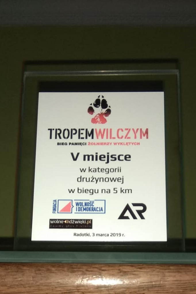 Aktywny weekend biegaczy z Gąbina. Zostali nagrodzeni w klasyfikacji drużynowej.
