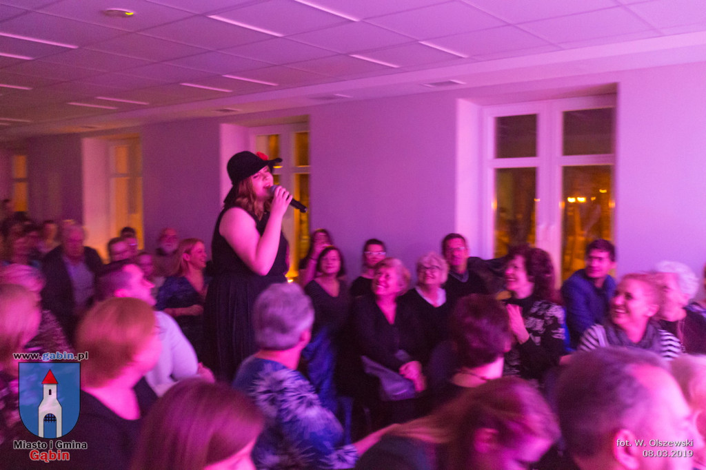 Biuro Matrymonialne w Gąbinie. Czyli Dzień Kobiet z gąbińskim teatrem. [zdjęcia]