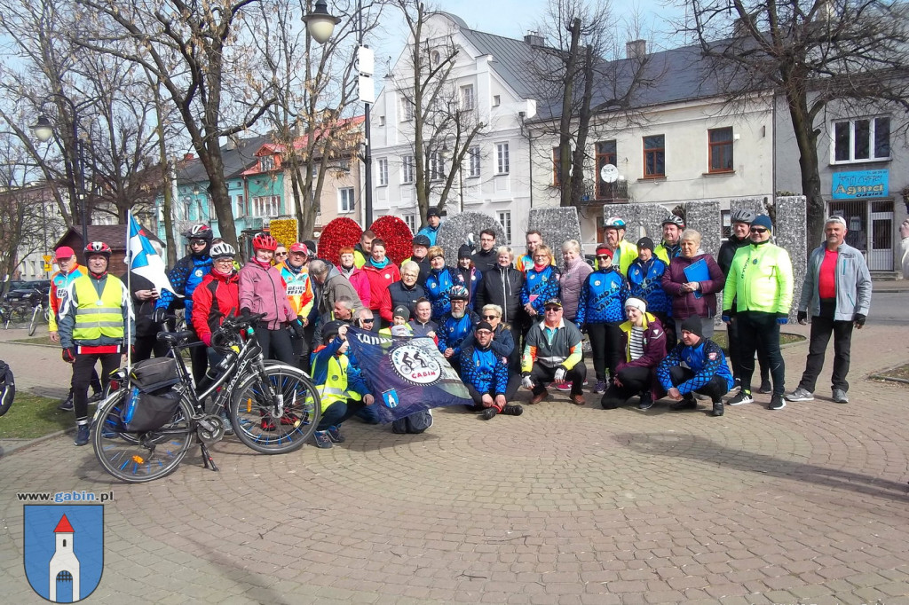 Rowerowe poszukiwania wiosny z MUKS Tandem Gąbin.