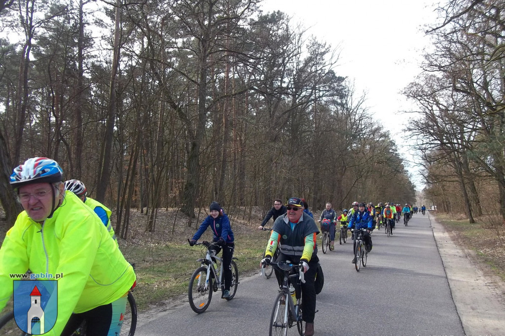 Rowerowe poszukiwania wiosny z MUKS Tandem Gąbin.