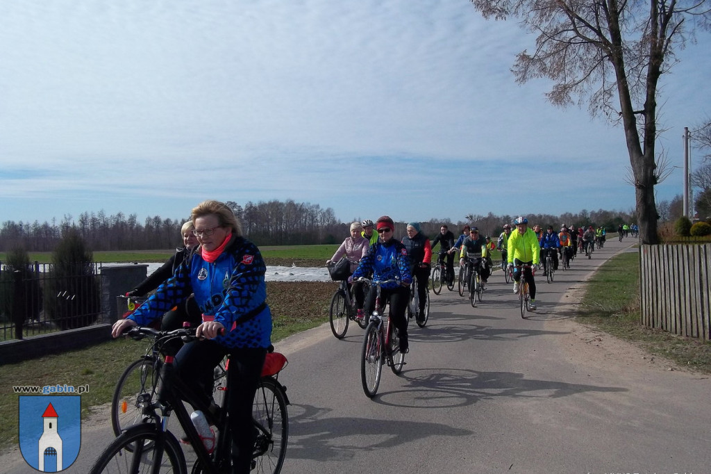 Rowerowe poszukiwania wiosny z MUKS Tandem Gąbin.