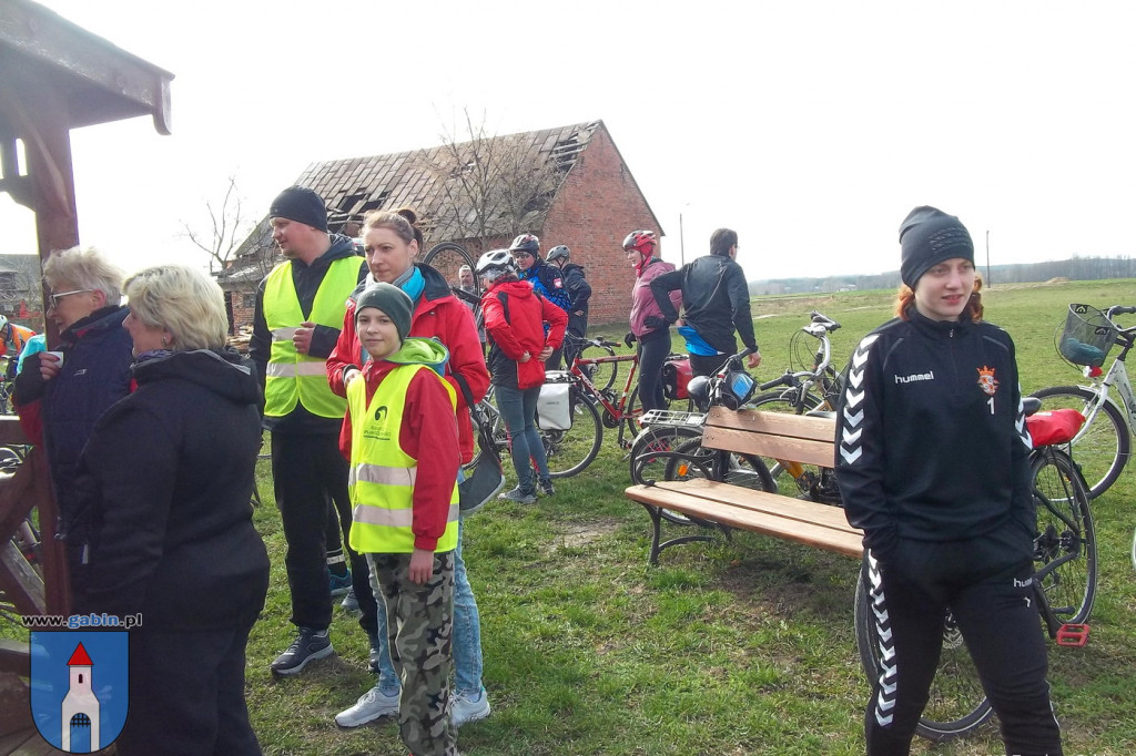 Rowerowe poszukiwania wiosny z MUKS Tandem Gąbin.