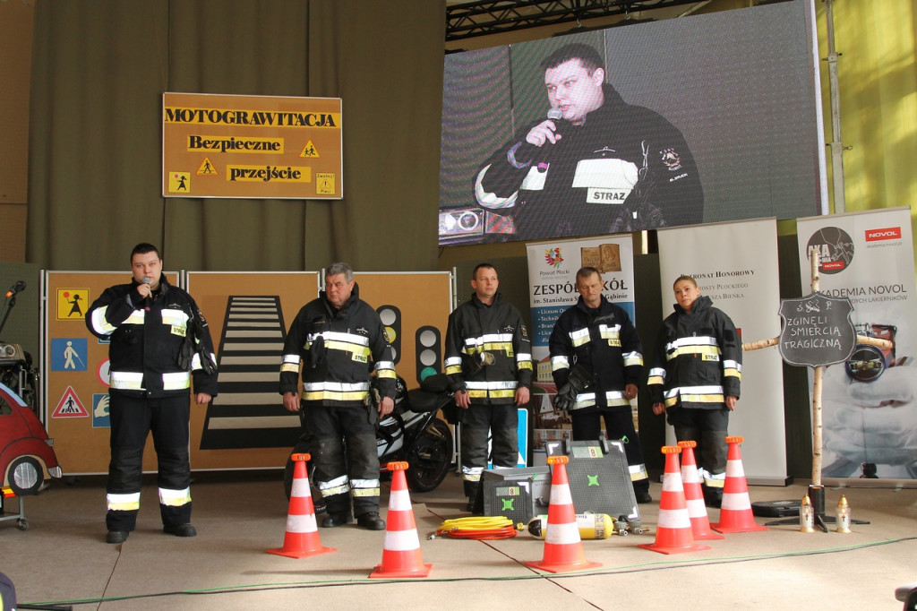 Motograwitacja czyli bezpieczne przejście z gąbińskim Zespołem Szkół [zdjęcia].