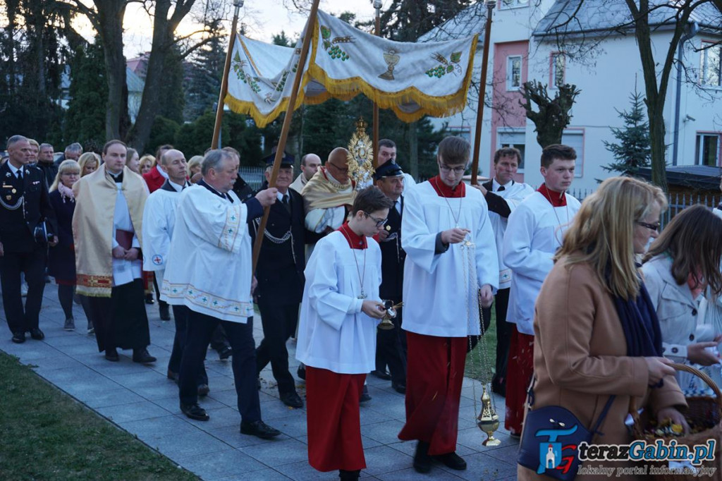 Rezurekcja w parafii Gąbin. Było bardzo uroczyście. [zdjęcia]