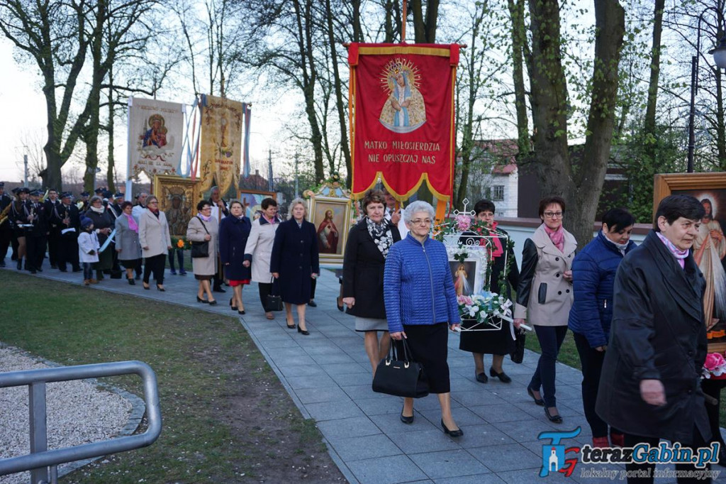 Rezurekcja w parafii Gąbin. Było bardzo uroczyście. [zdjęcia]