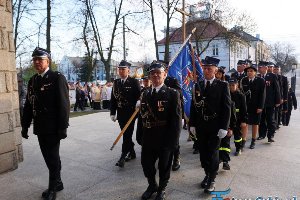 Rezurekcja w parafii Gąbin. Było bardzo uroczyście. [zdjęcia]