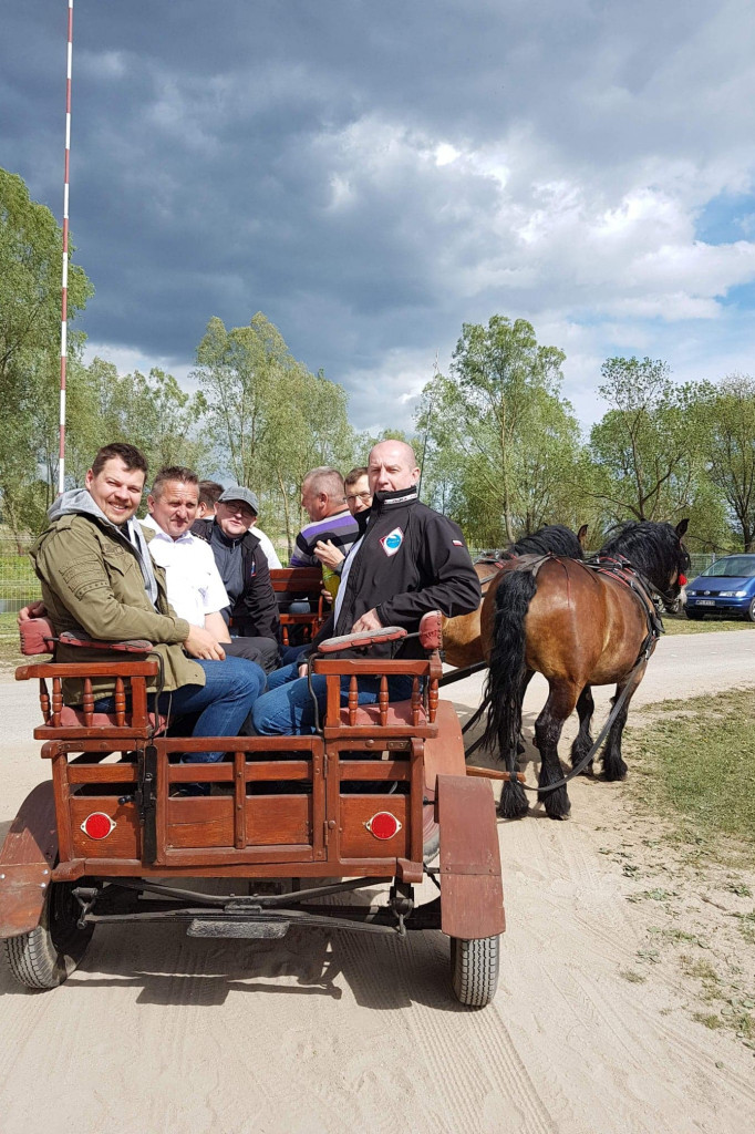 Odpust w Troszynie to już tradycja. W tym roku przylecieli również lotnicy.