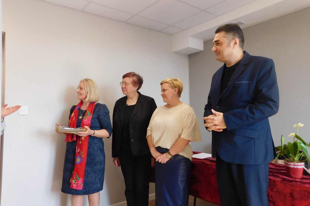 Gąbińska biblioteka zorganizowała konkurs recytatorski. Mamy zdolną młodzież. [zdjęcia]