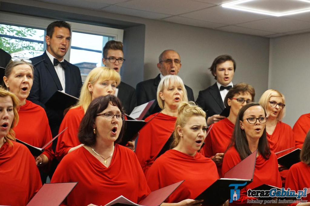 Chór Miasta i Gminy wystąpił w budynku Sądu Grodzkiego. [zdjęcia]