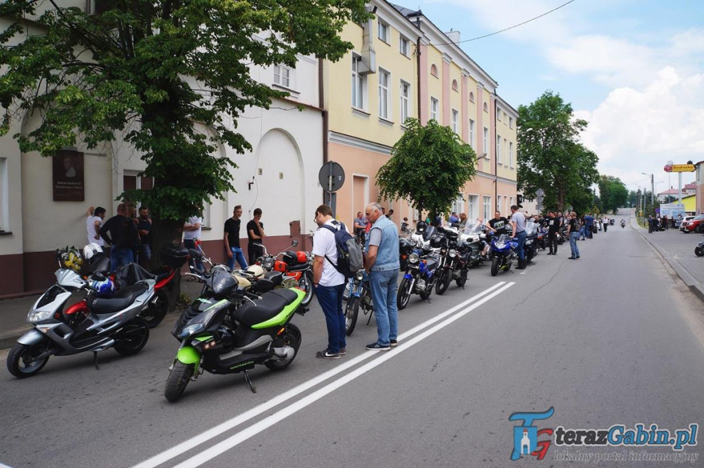 Przez gminę Gąbin przejechała wielka parada motocyklowa. Z okazji Dni Gąbina. [zdjęcia, film]
