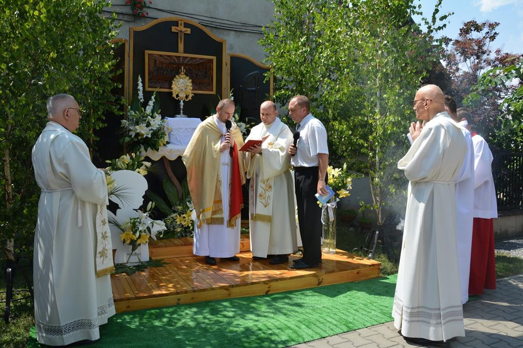 Ulicami Gąbina przeszła uroczysta procesja Bożego Ciała. [zdjęcia]