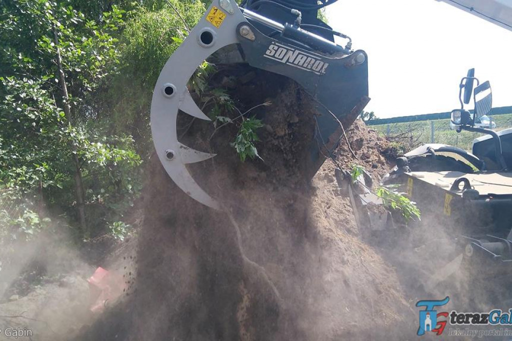 Poszukiwany Dawidek nie żyje. W akcji poszukiwawczej wzięli udział strażacy z Gąbina. [zdjęcia]