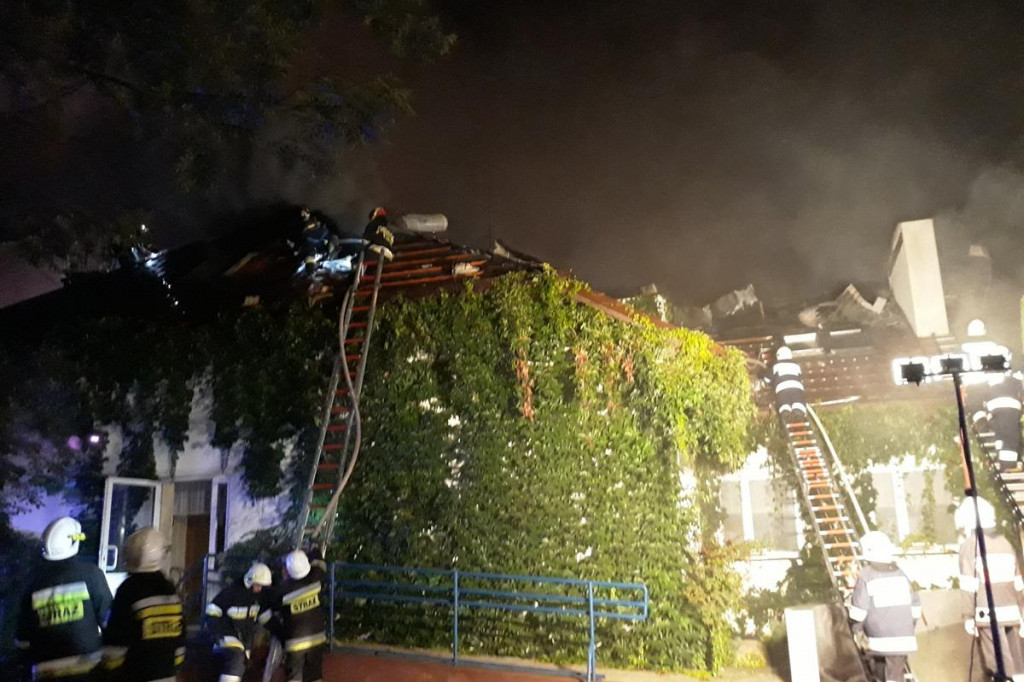 Pod Płockiem spłonął Dom Pomocy Społecznej. Trwa zbiórka na rzecz osób dotkniętych pożarem.