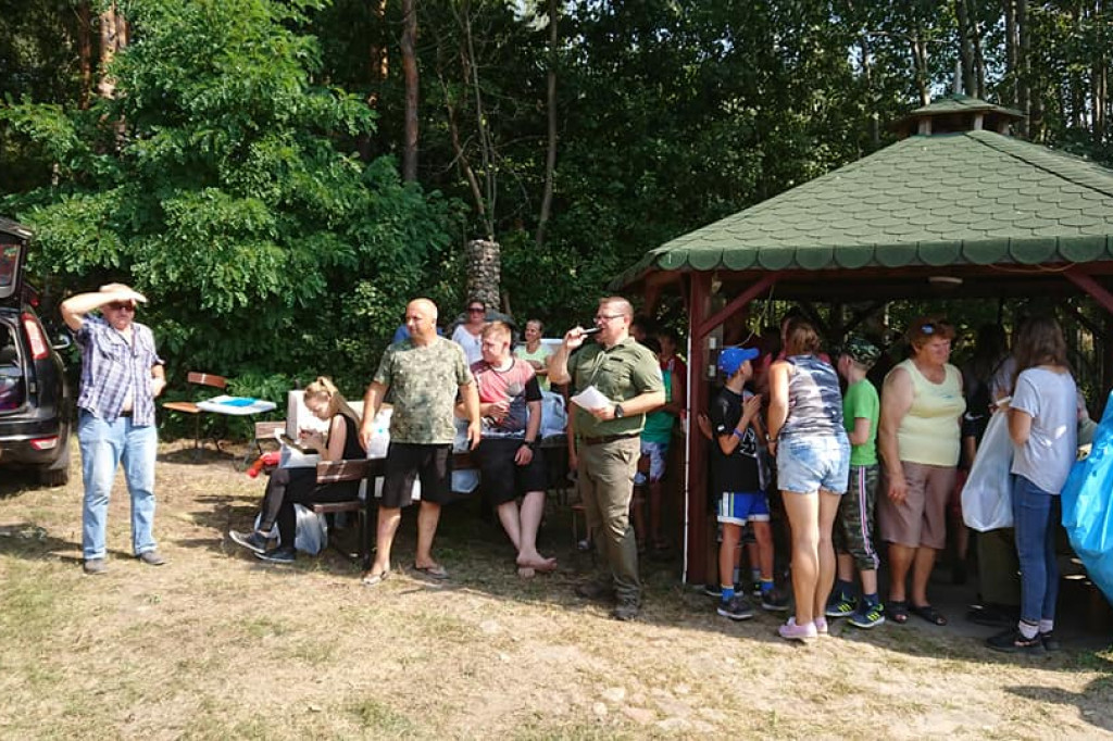 Wędkarze pożegnali wakacje podczas zawodów dla dzieci. [zdjęcia]