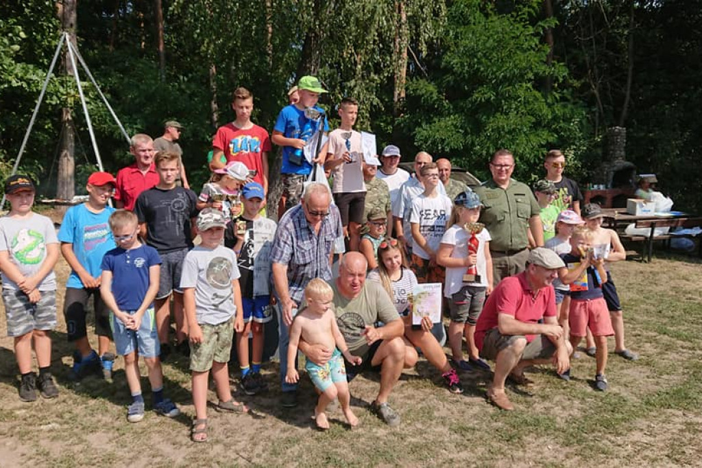 Wędkarze pożegnali wakacje podczas zawodów dla dzieci. [zdjęcia]