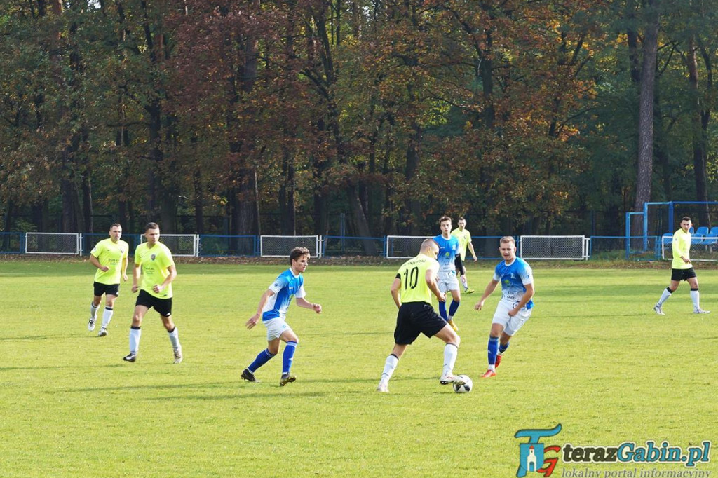 Derby zakończone remisem. Obie drużyny dały z siebie wszystko. [zdjęcia]