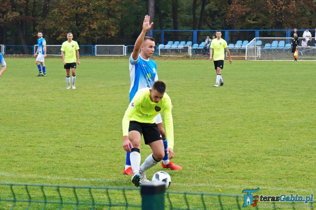 Derby zakończone remisem. Obie drużyny dały z siebie wszystko. [zdjęcia]