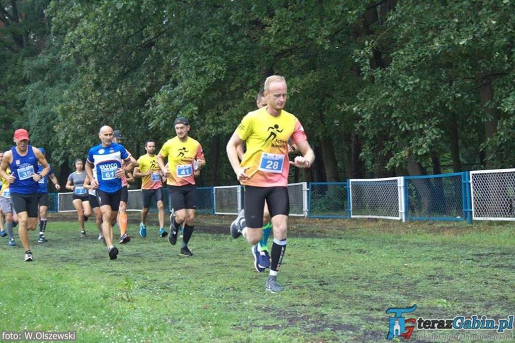 Biegacze z całej Polski wystartowali w Gąbinie. Gąbińska Dziesiątka już za nami. [zdjęcia]