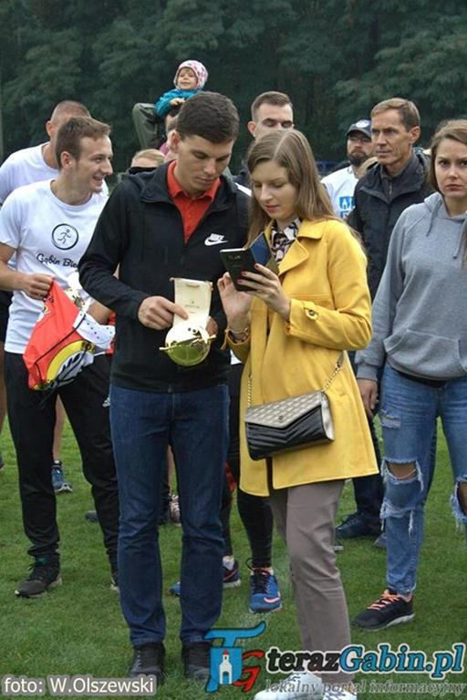 Biegacze z całej Polski wystartowali w Gąbinie. Gąbińska Dziesiątka już za nami. [zdjęcia]