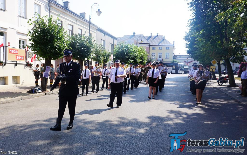 Gąbin uczcił rocznicę wybuchu II Wojny Światowej. Było bardzo uroczyście. [zdjęcia]