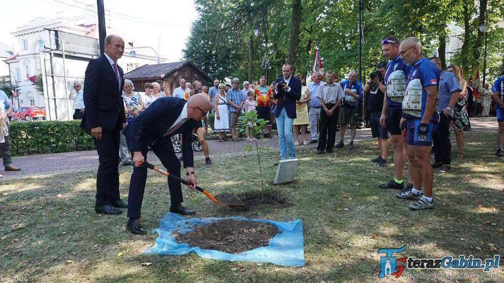Gąbin uczcił rocznicę wybuchu II Wojny Światowej. Było bardzo uroczyście. [zdjęcia]