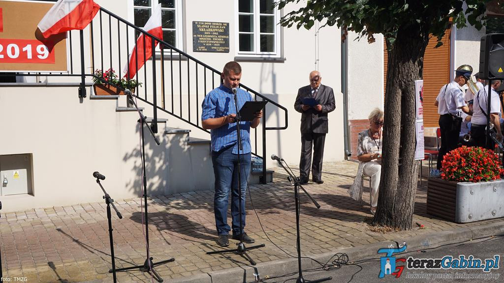 Gąbin uczcił rocznicę wybuchu II Wojny Światowej. Było bardzo uroczyście. [zdjęcia]
