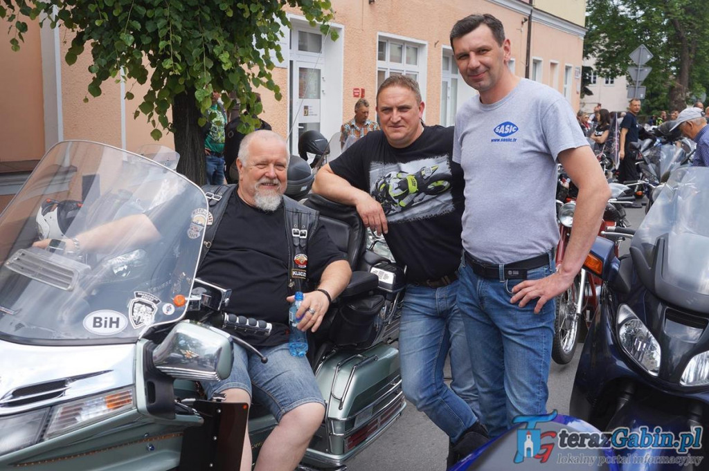 Przez gminę Gąbin przejechała wielka parada motocyklowa. Z okazji Dni Gąbina. [zdjęcia, film]