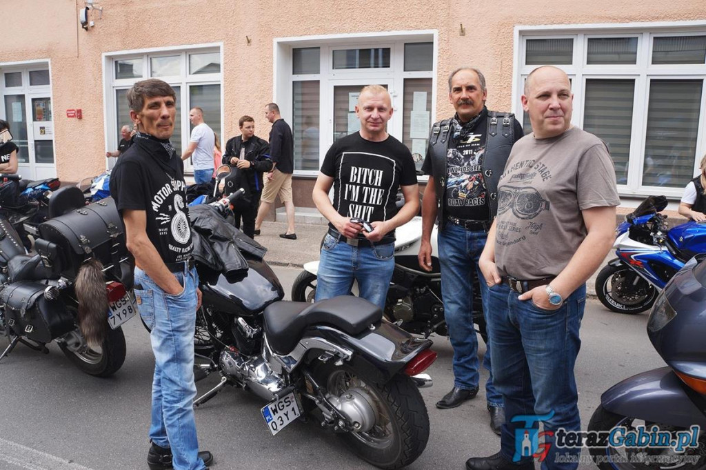 Przez gminę Gąbin przejechała wielka parada motocyklowa. Z okazji Dni Gąbina. [zdjęcia, film]