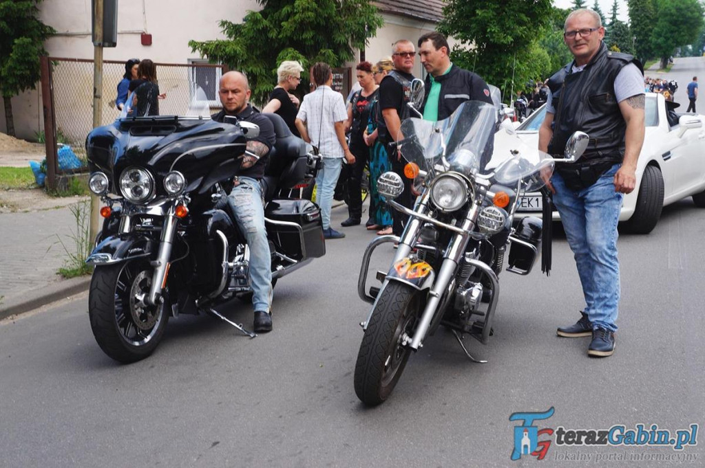 Przez gminę Gąbin przejechała wielka parada motocyklowa. Z okazji Dni Gąbina. [zdjęcia, film]