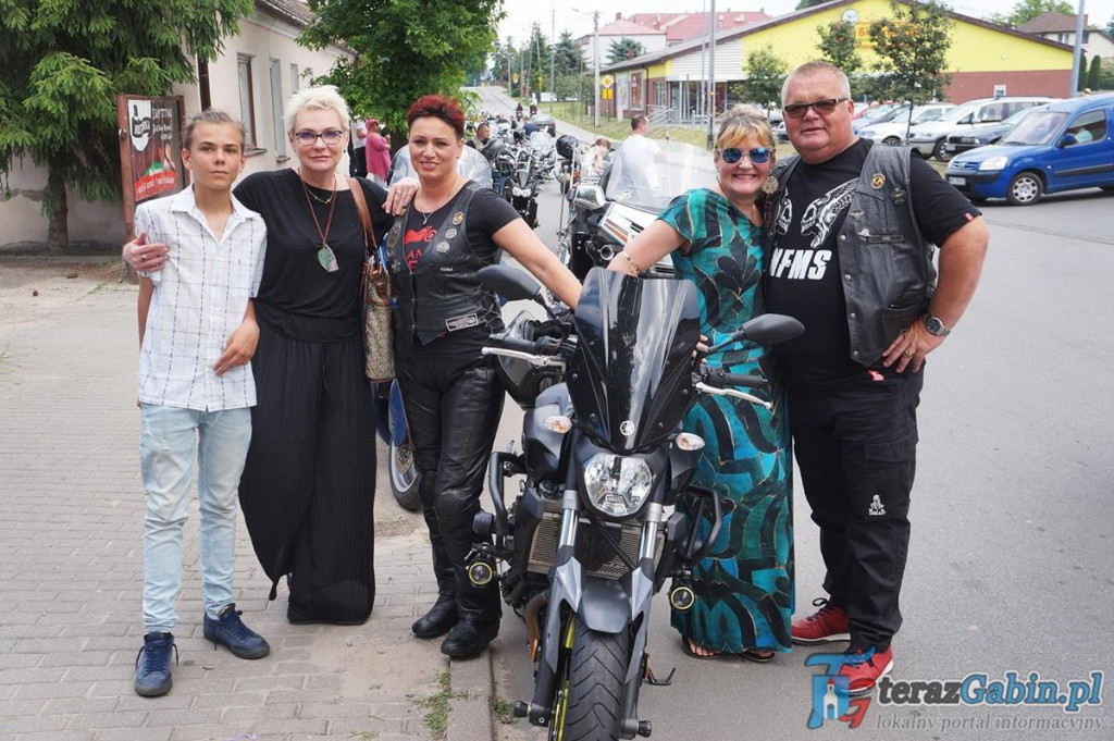 Przez gminę Gąbin przejechała wielka parada motocyklowa. Z okazji Dni Gąbina. [zdjęcia, film]