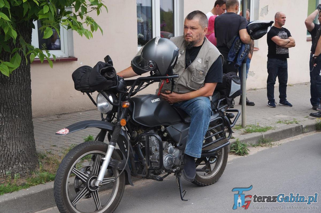 Przez gminę Gąbin przejechała wielka parada motocyklowa. Z okazji Dni Gąbina. [zdjęcia, film]