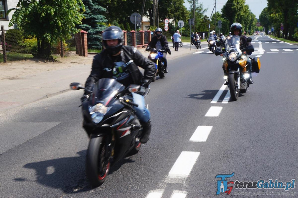 Przez gminę Gąbin przejechała wielka parada motocyklowa. Z okazji Dni Gąbina. [zdjęcia, film]