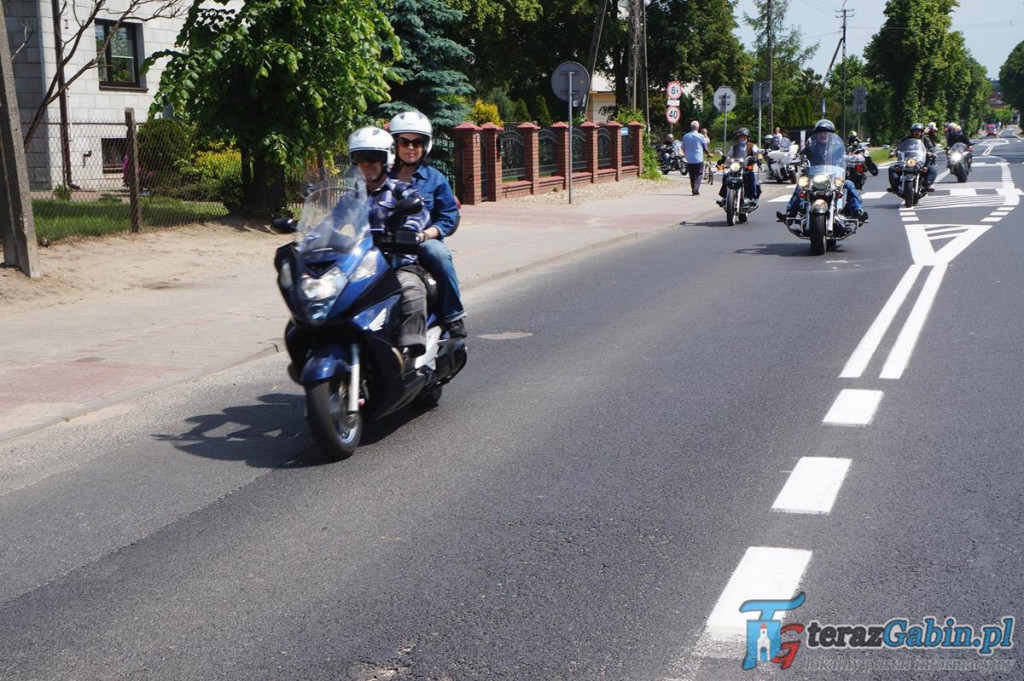 Przez gminę Gąbin przejechała wielka parada motocyklowa. Z okazji Dni Gąbina. [zdjęcia, film]