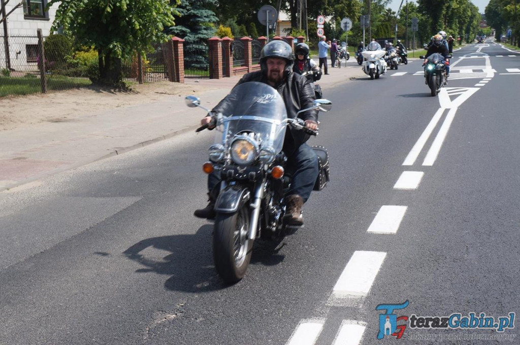 Przez gminę Gąbin przejechała wielka parada motocyklowa. Z okazji Dni Gąbina. [zdjęcia, film]