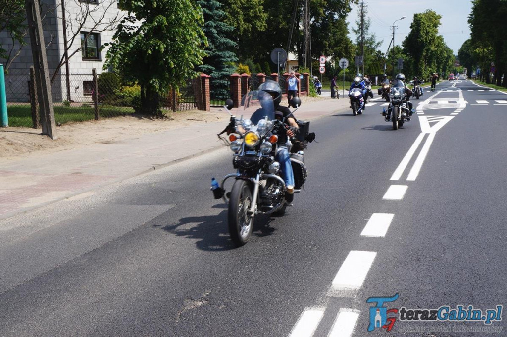Przez gminę Gąbin przejechała wielka parada motocyklowa. Z okazji Dni Gąbina. [zdjęcia, film]