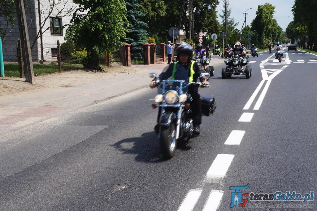 Przez gminę Gąbin przejechała wielka parada motocyklowa. Z okazji Dni Gąbina. [zdjęcia, film]
